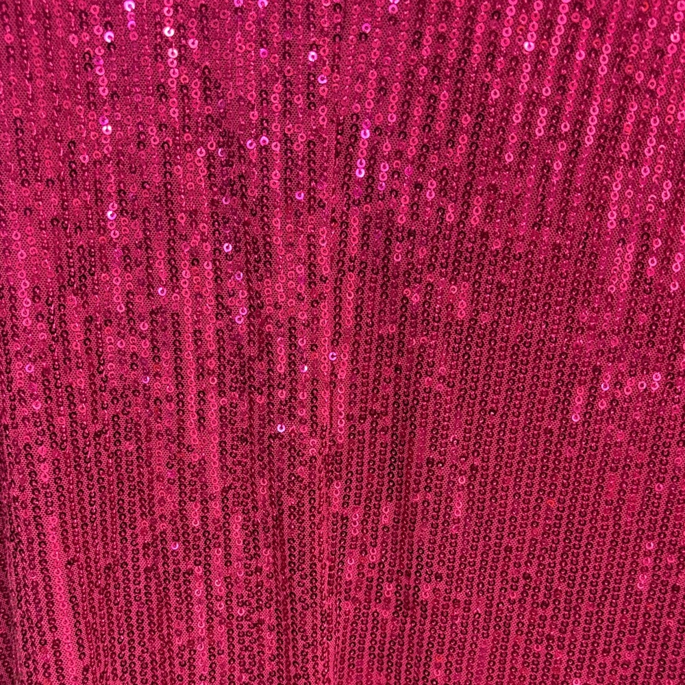 NWT Savanna Jane Pink Sequin Women's Top - Picture 2 of 7